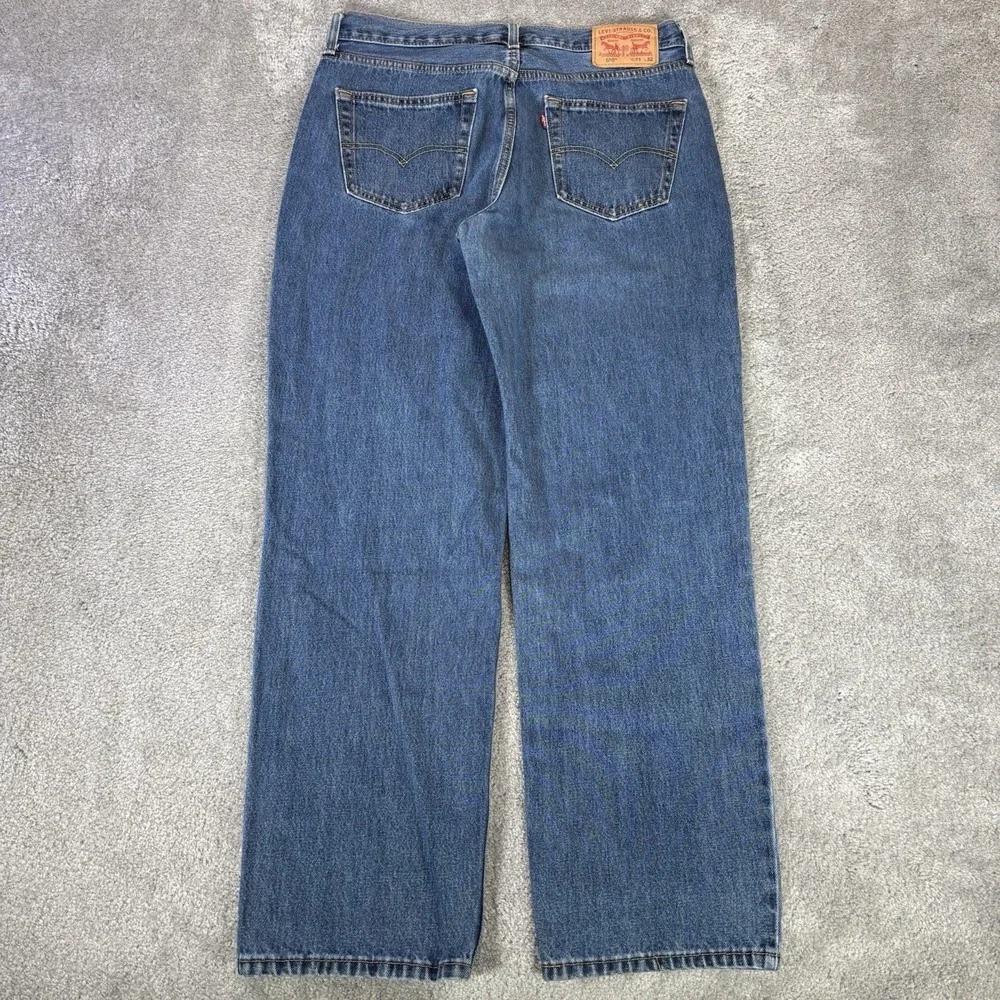 Levi's 550 Jeans Men 34x32 Relaxed Fit Tapered Medium Wash Blue Denim Cotton Dad